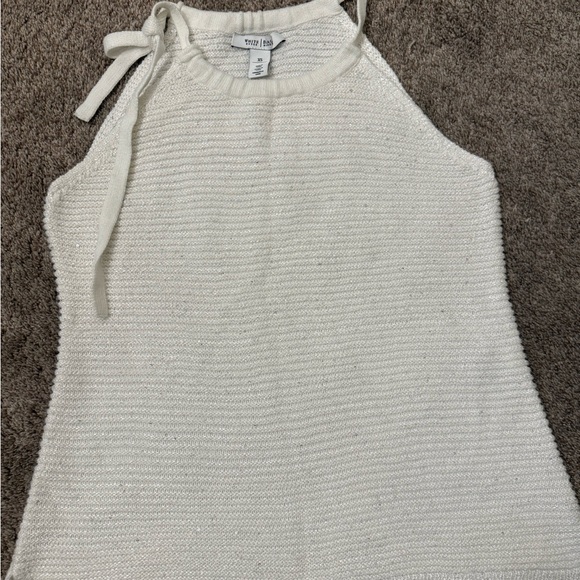 Elegant White Halter Top White House black market-size xs - Picture 2 of 7